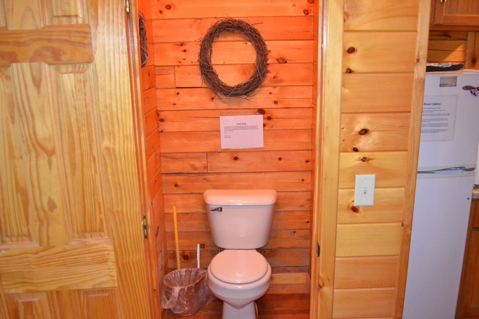 Blue Rose Cabins - Wildwoods Cabin Logan Bagian luar foto